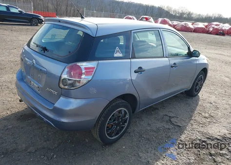 2005 Toyota Matrix z USA, uszkodzony, nr VIN 2T1LR32E85C339440